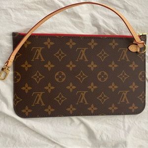 Louis Vuitton Neverfull Monogram Pouch